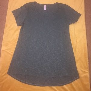 LuLaRoe Classic tee